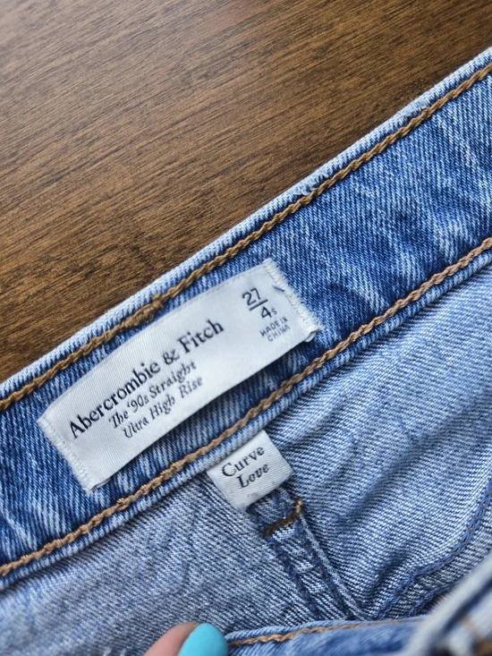Abercrombie & Fitch 90s Straight Jeans Ultra High Rise Curve Love Size 27 Short - Picture 6 of 6